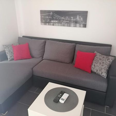 Apartments Matelici Divsici Luaran gambar