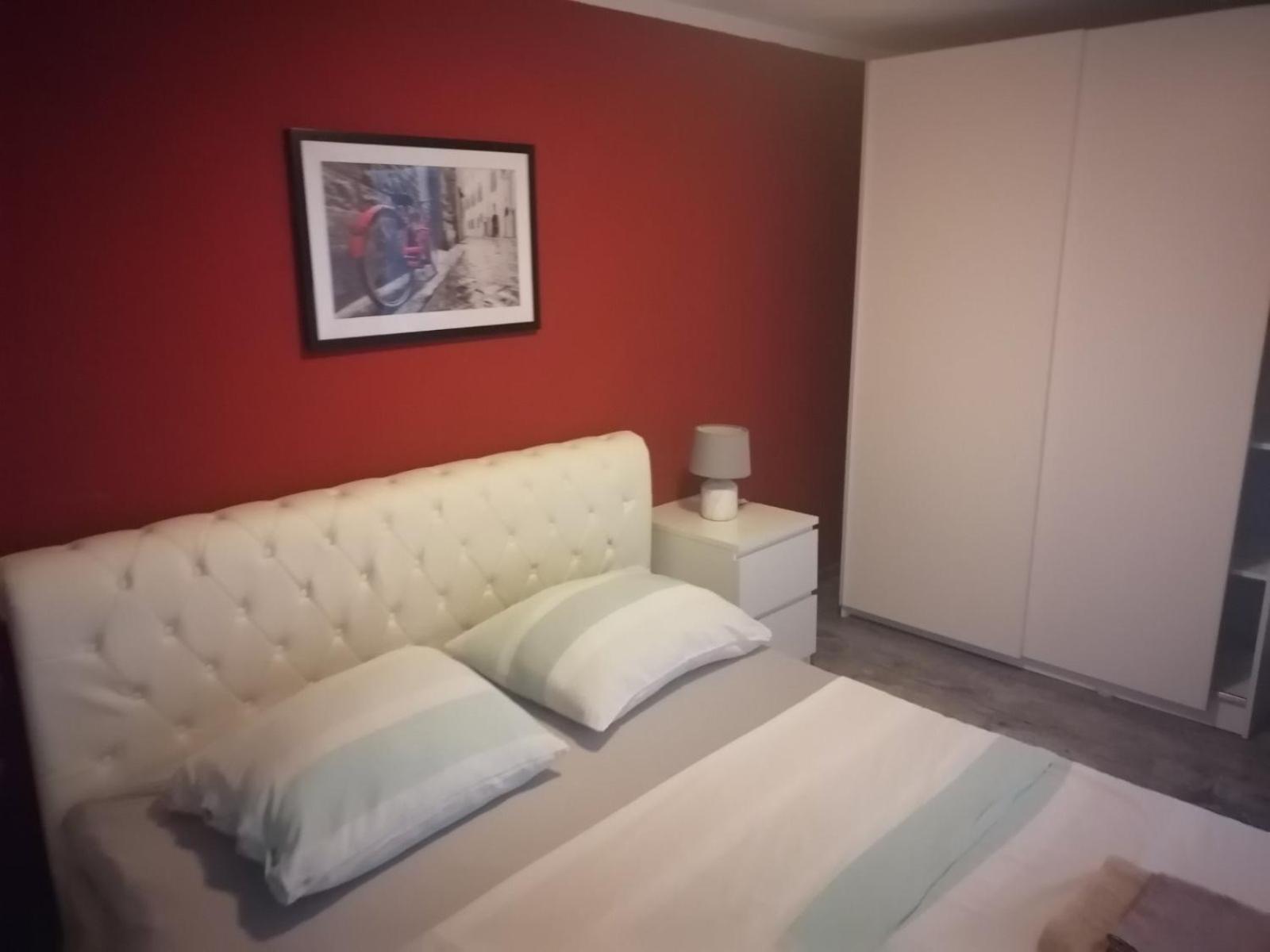 Apartments Matelici Divsici Luaran gambar