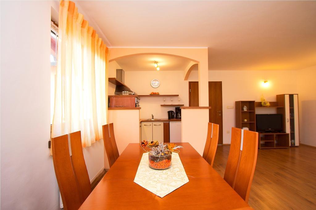 Apartments Matelici Divsici Bilik gambar